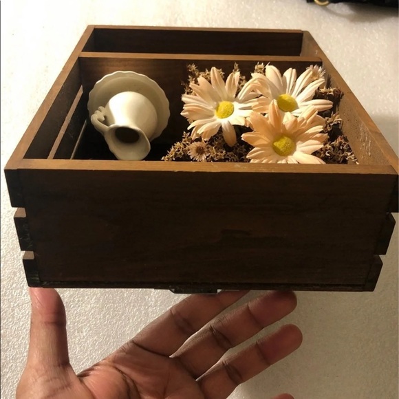 Vintage wooden shelf for farm house decor - Picture 5 of 8